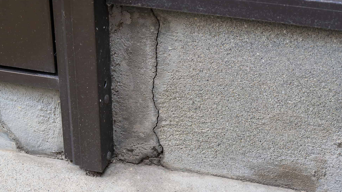 周辺家屋や公共物の破損