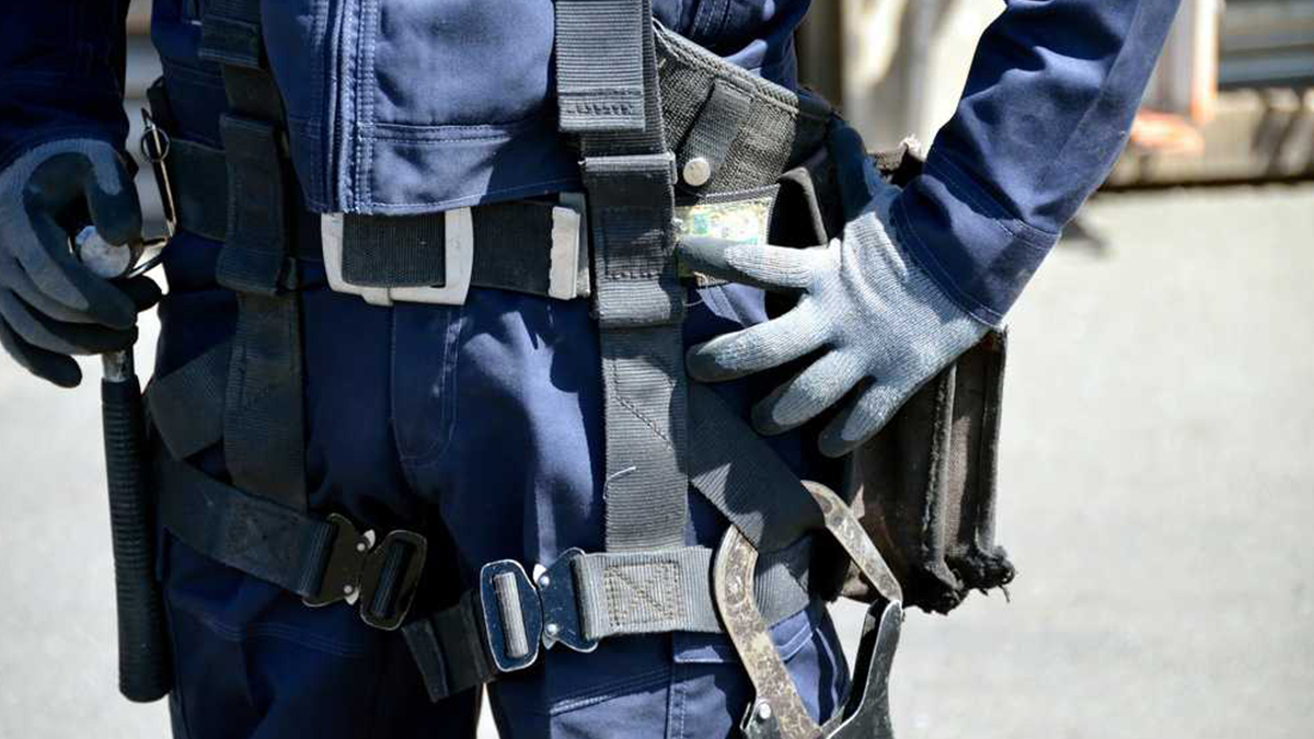 ビクトリーは高所作業の安全対策も万全