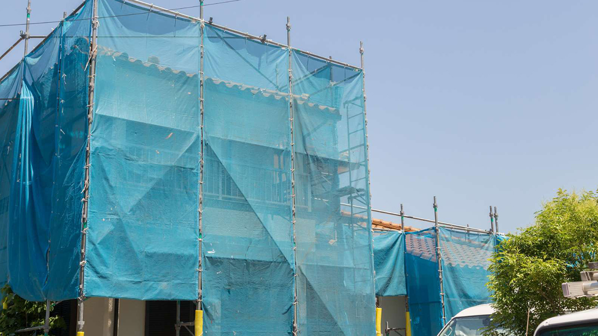 メッシュシートによる強風対策